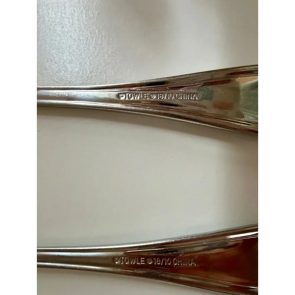 Towle TWS521 Dinner Spoons Set of 4 18/10 Stainless Beaded 7.25” China